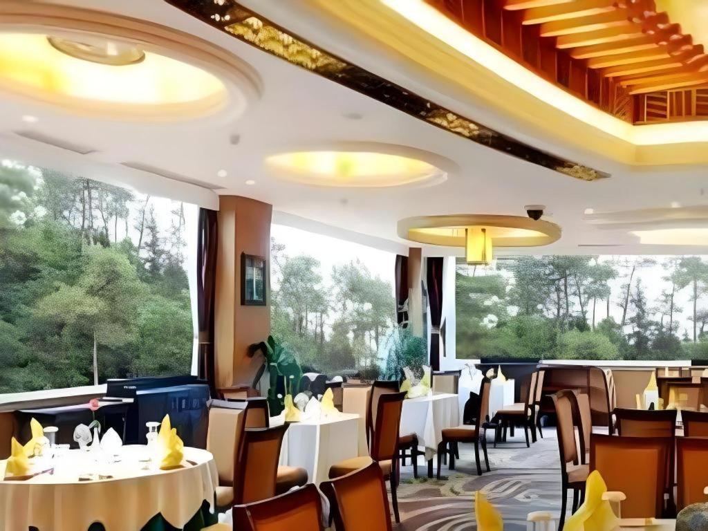 Hongzhushan Hotel Mount Emei Leshan Exterior photo